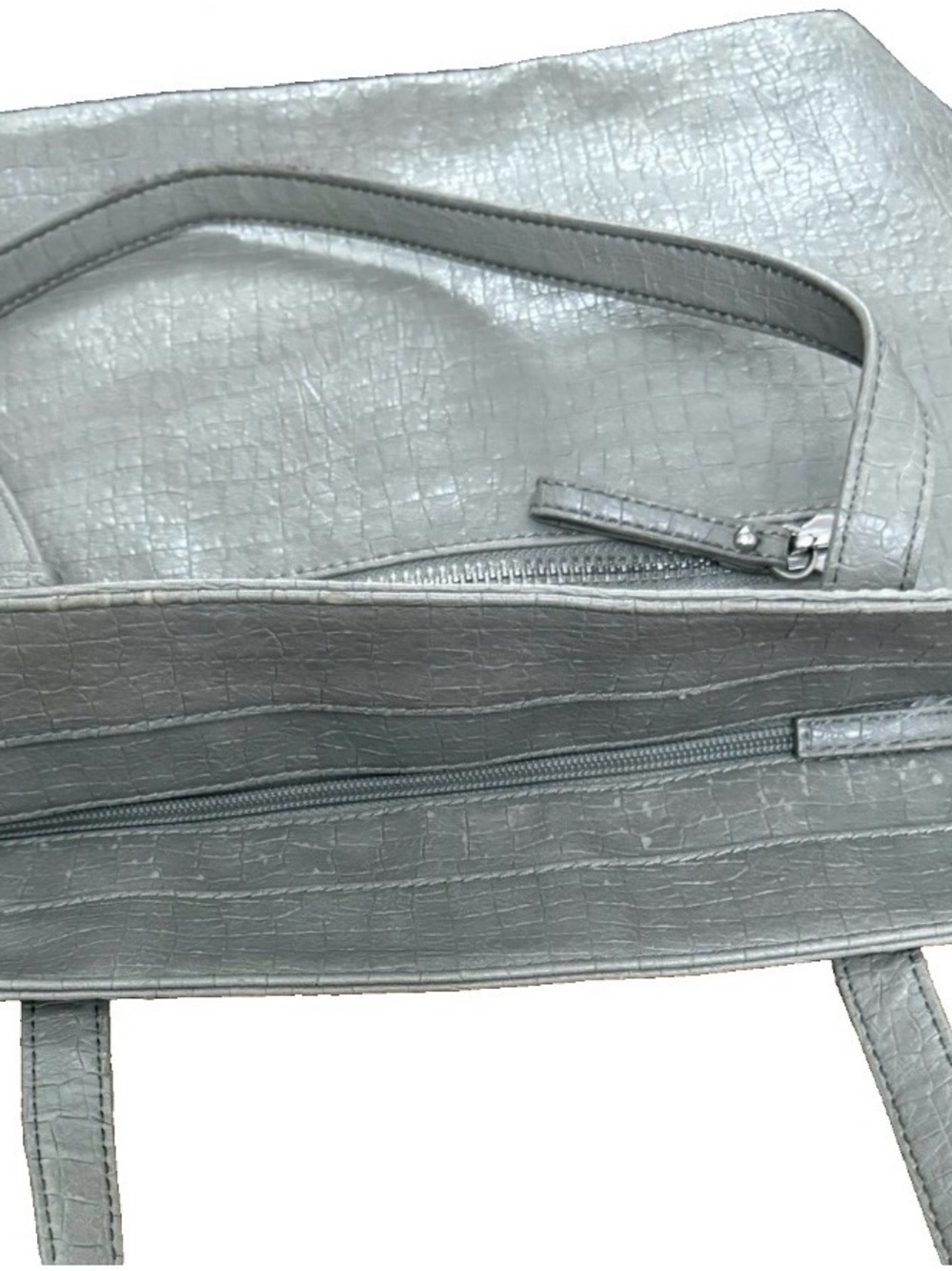 Nine West Shoulder Bag Faux Leather Gray EUC Tassel Hang Charm Croc Embossed - Picture 9 of 16